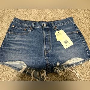 Dark wash Levi jean shorts